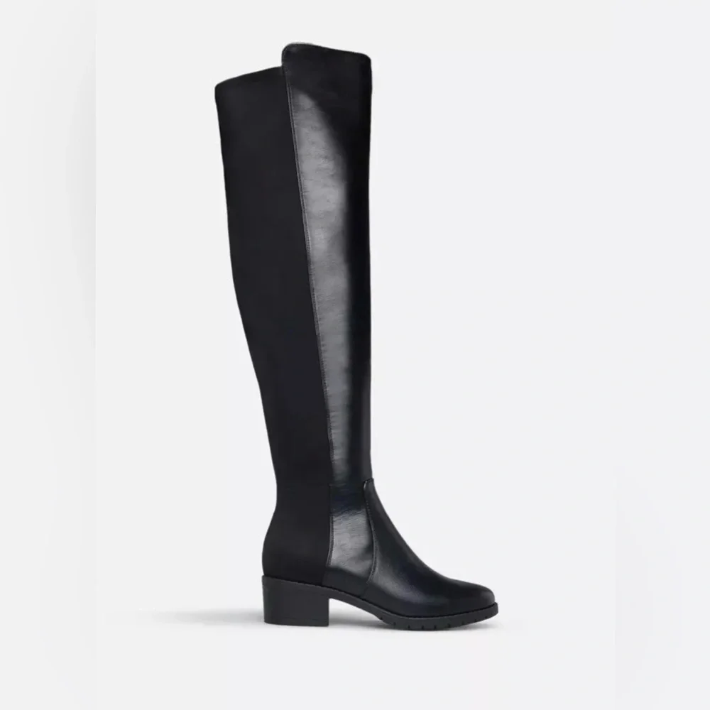 JustFab step out